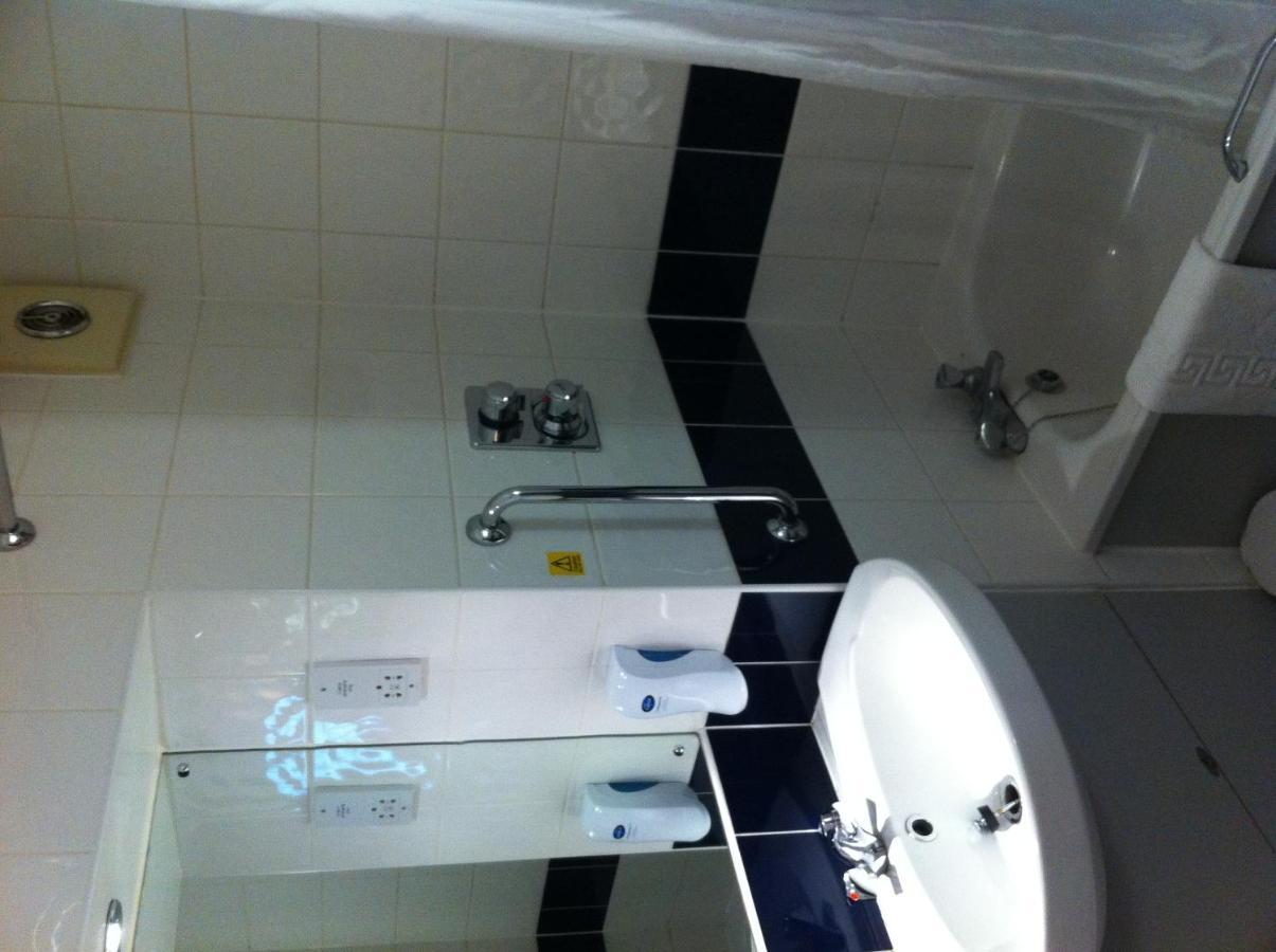 Days Inn Hotel Abington - Glasgow Ngoại thất bức ảnh